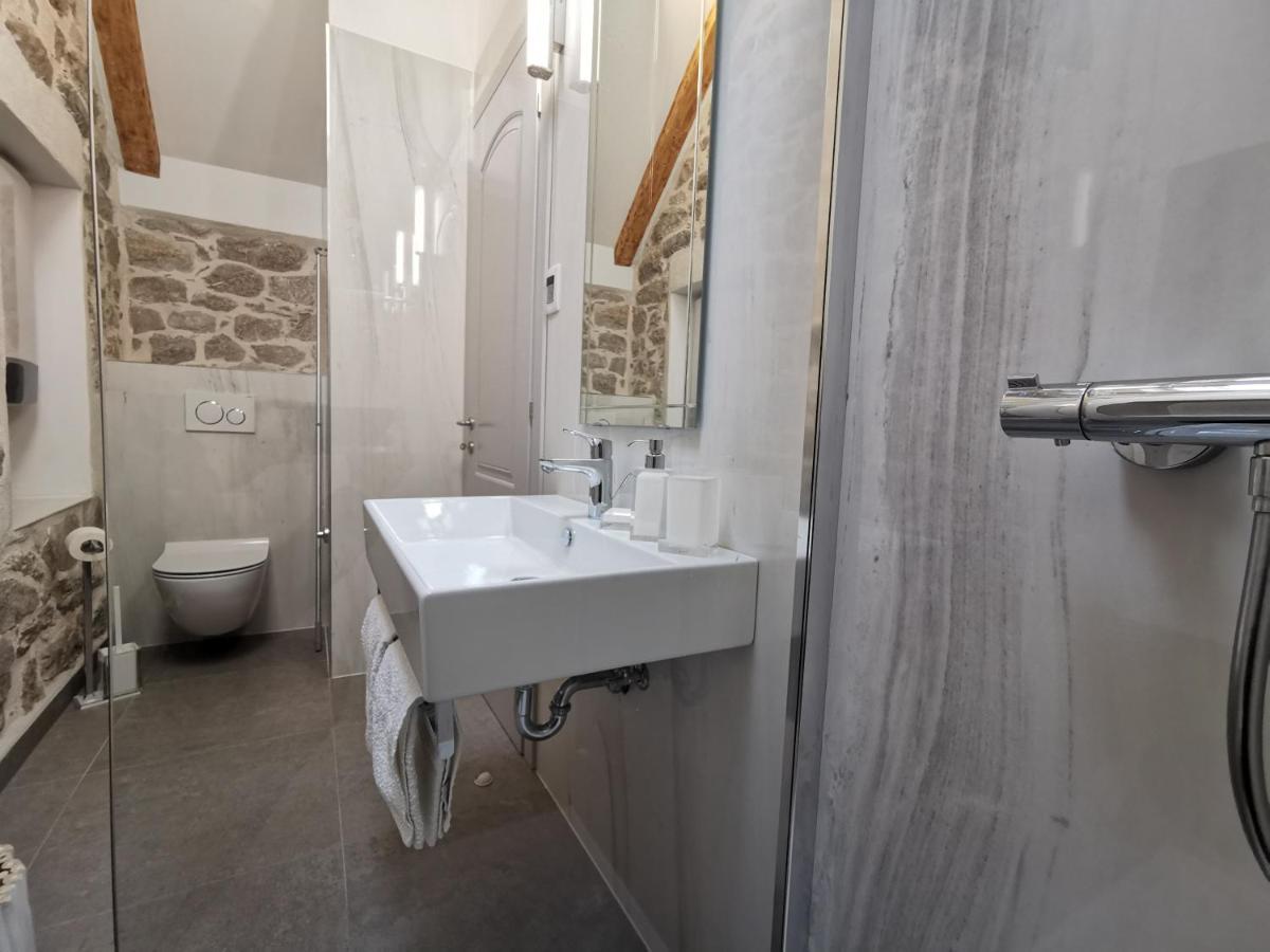 Fjaka Boutique Apartments Split Bagian luar foto