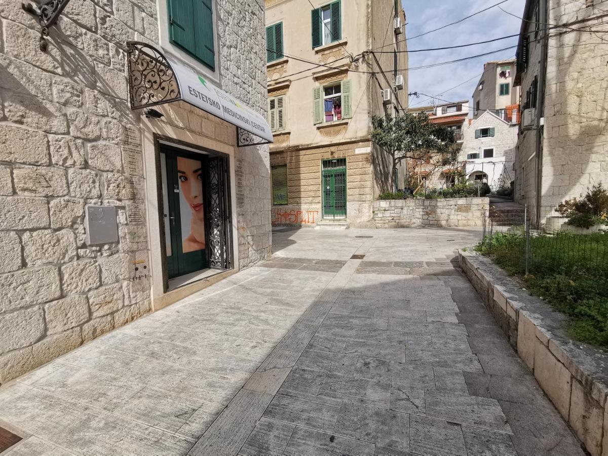 Fjaka Boutique Apartments Split Bagian luar foto