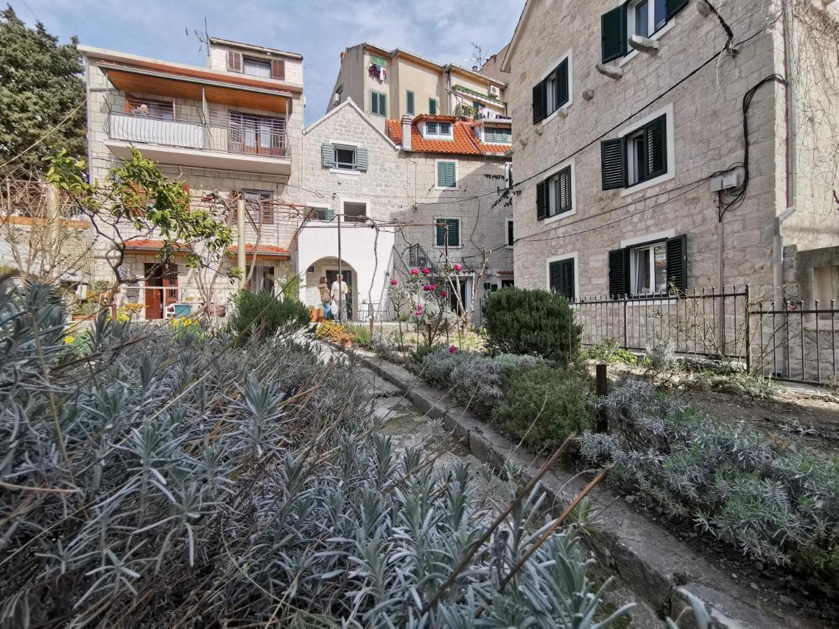 Fjaka Boutique Apartments Split Bagian luar foto