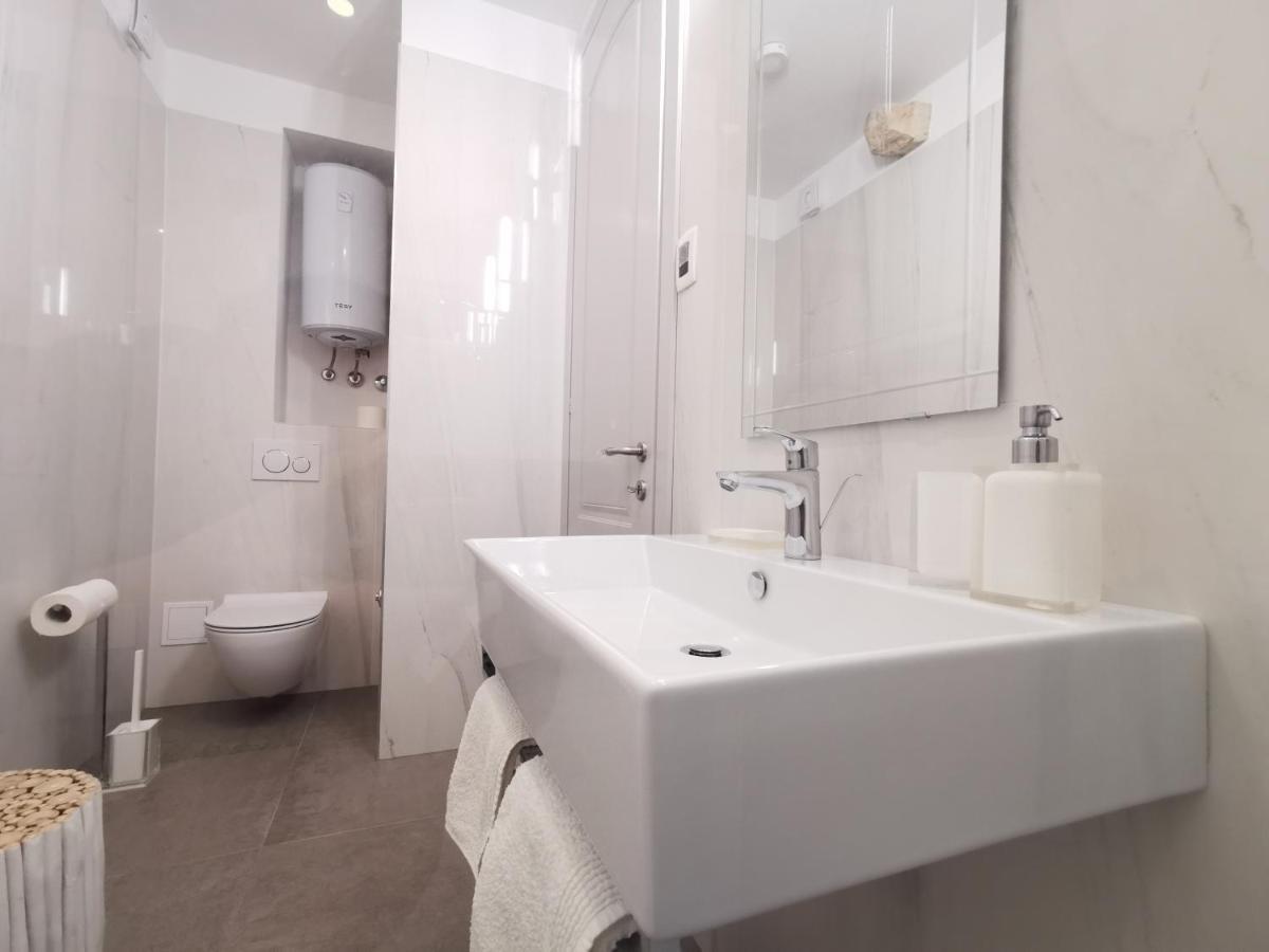 Fjaka Boutique Apartments Split Bagian luar foto