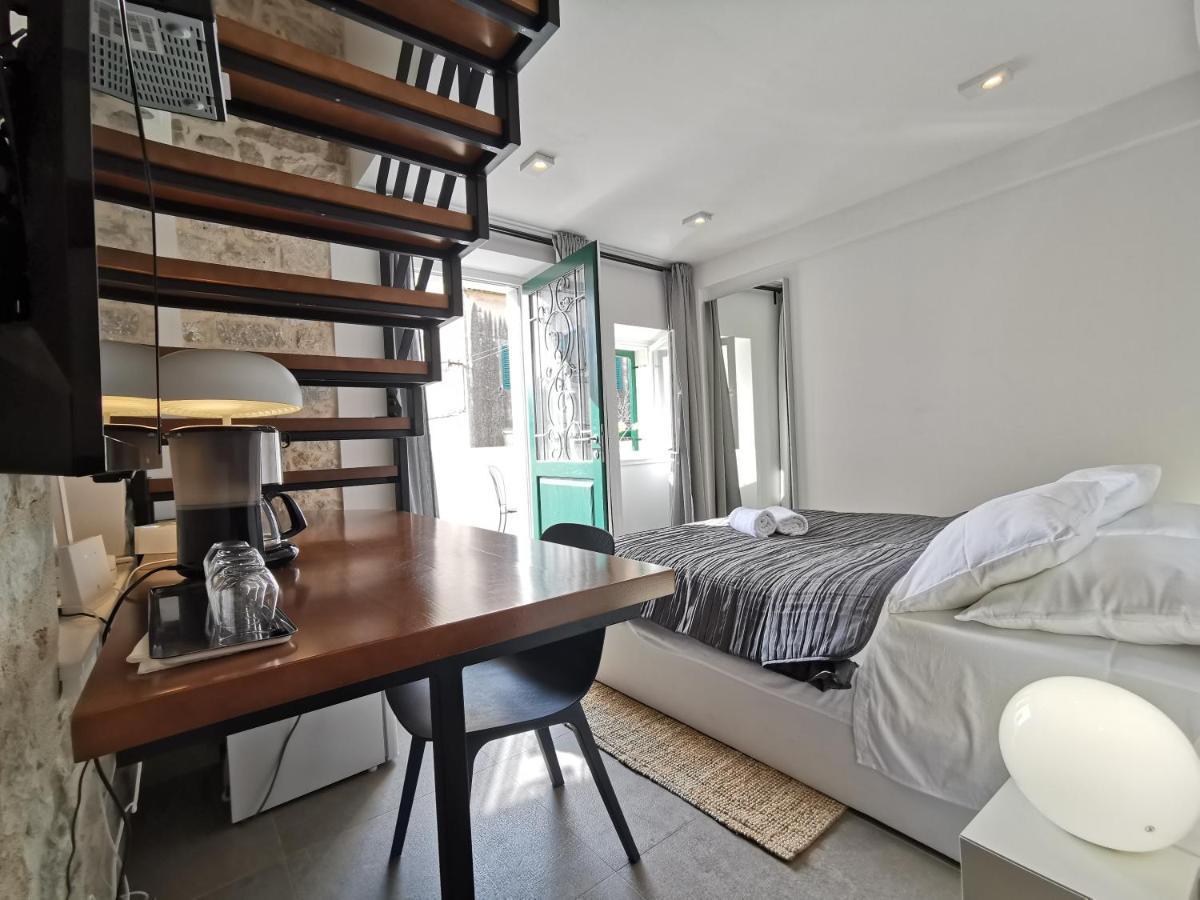 Fjaka Boutique Apartments Split Bagian luar foto